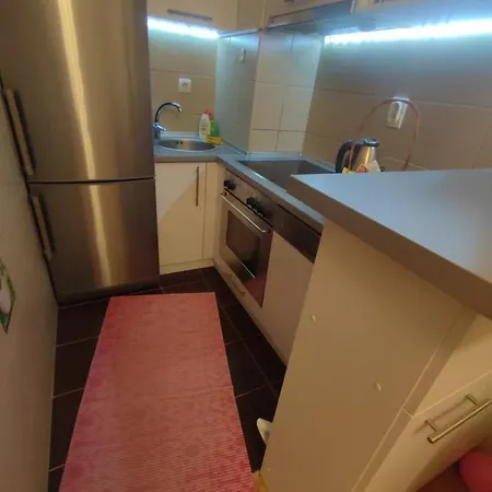 Apartman 27 *